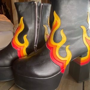 Dollskill flame boots
